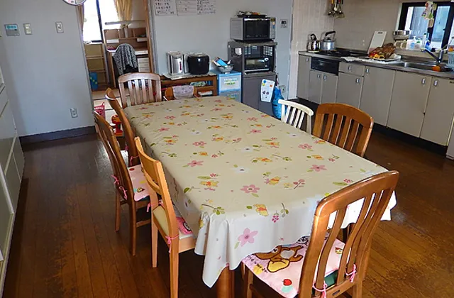 キッチンと食卓