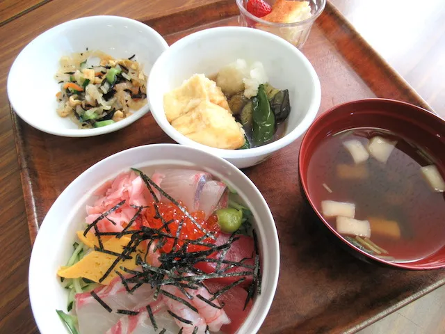 食事の提供の写真