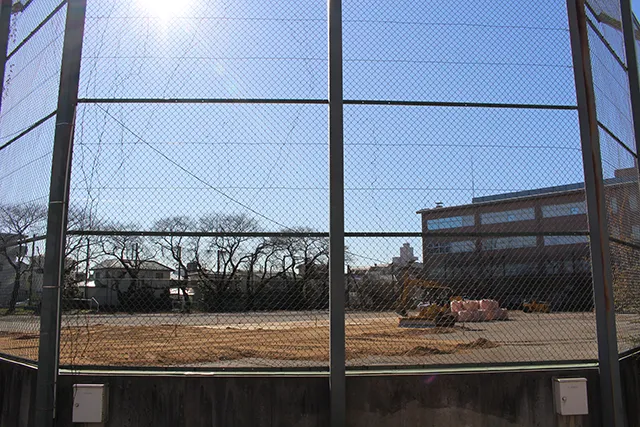 グラウンド（工事中）